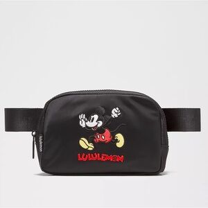 Disney x lululemon Everywhere Belt Bag 1L Mickey in Motion Graphic